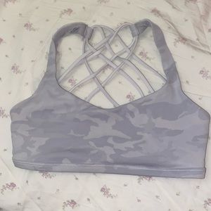 Lululemon free to be sports bra